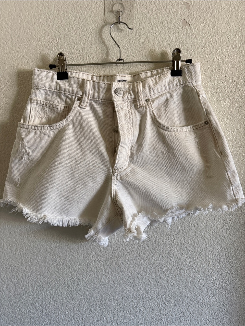 COTTON:ON Original Cut Off Denim Shorts